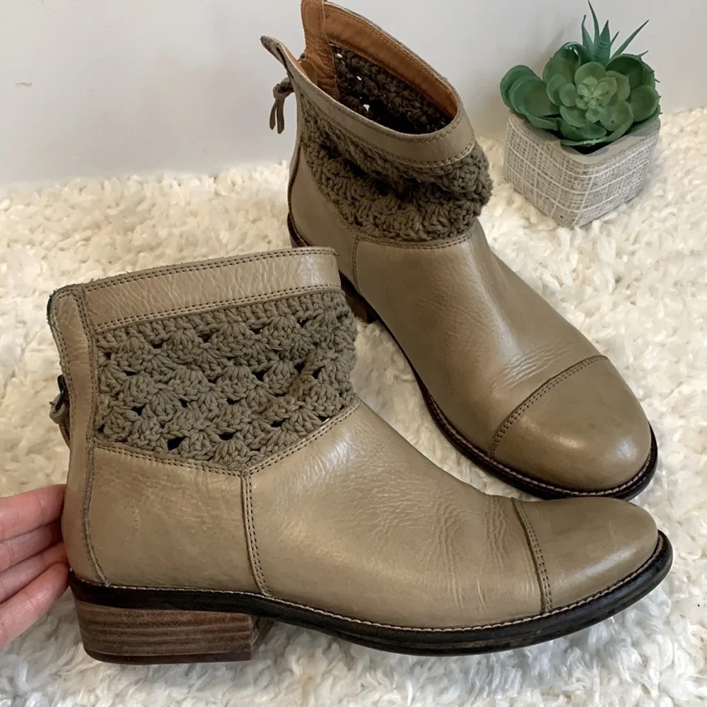 LATIGO Carly tan taupe Brown Leather Knit Crochet booties ankle Boots